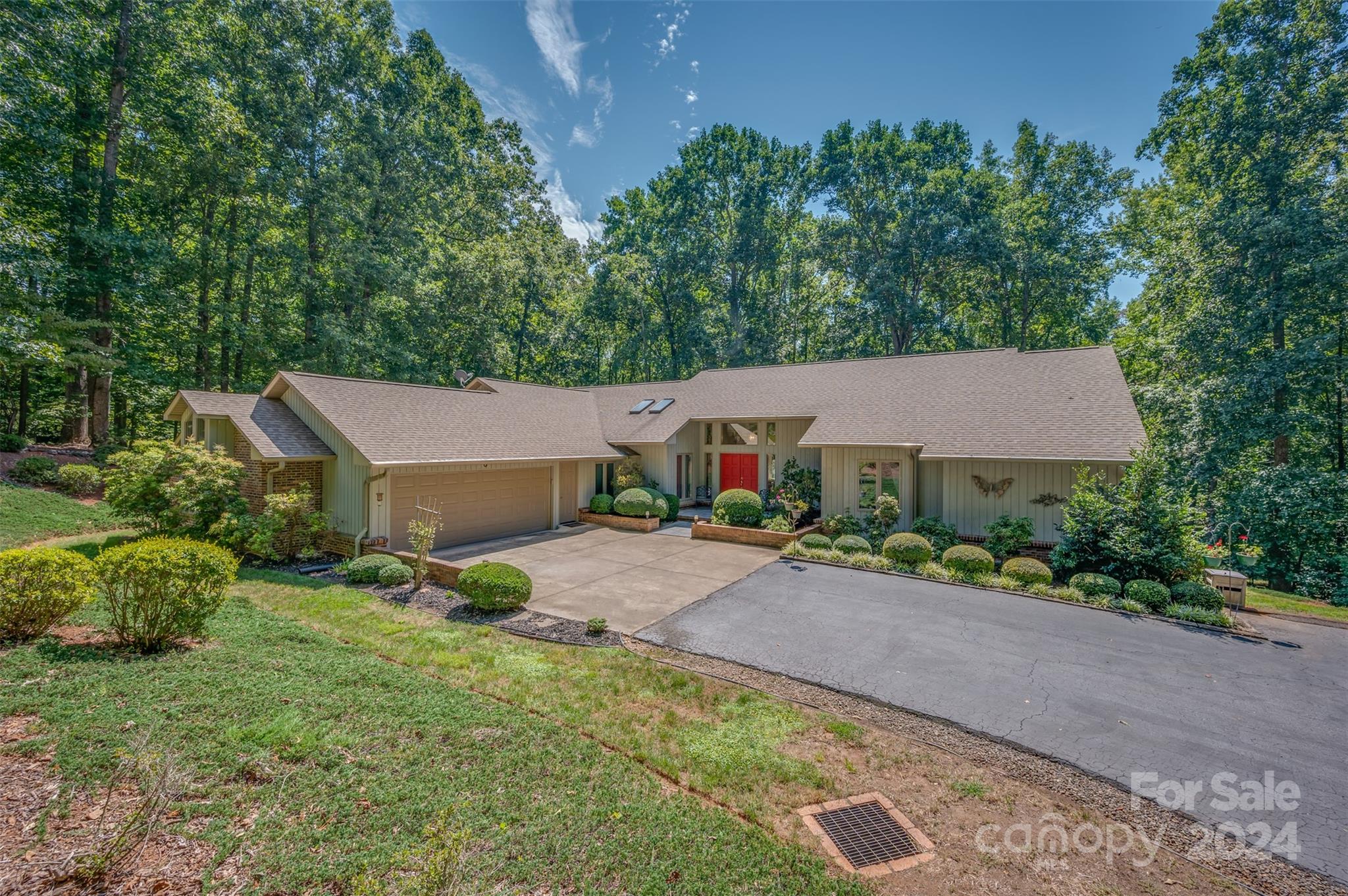 5 Jackson Grove South Landrum, SC 29356 - Photo 1 of 1 Gallery Image 1