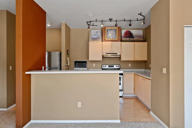 $225,000 | 22855 East Country Vista Drive, Unit 512, Liberty Lake, WA 99019