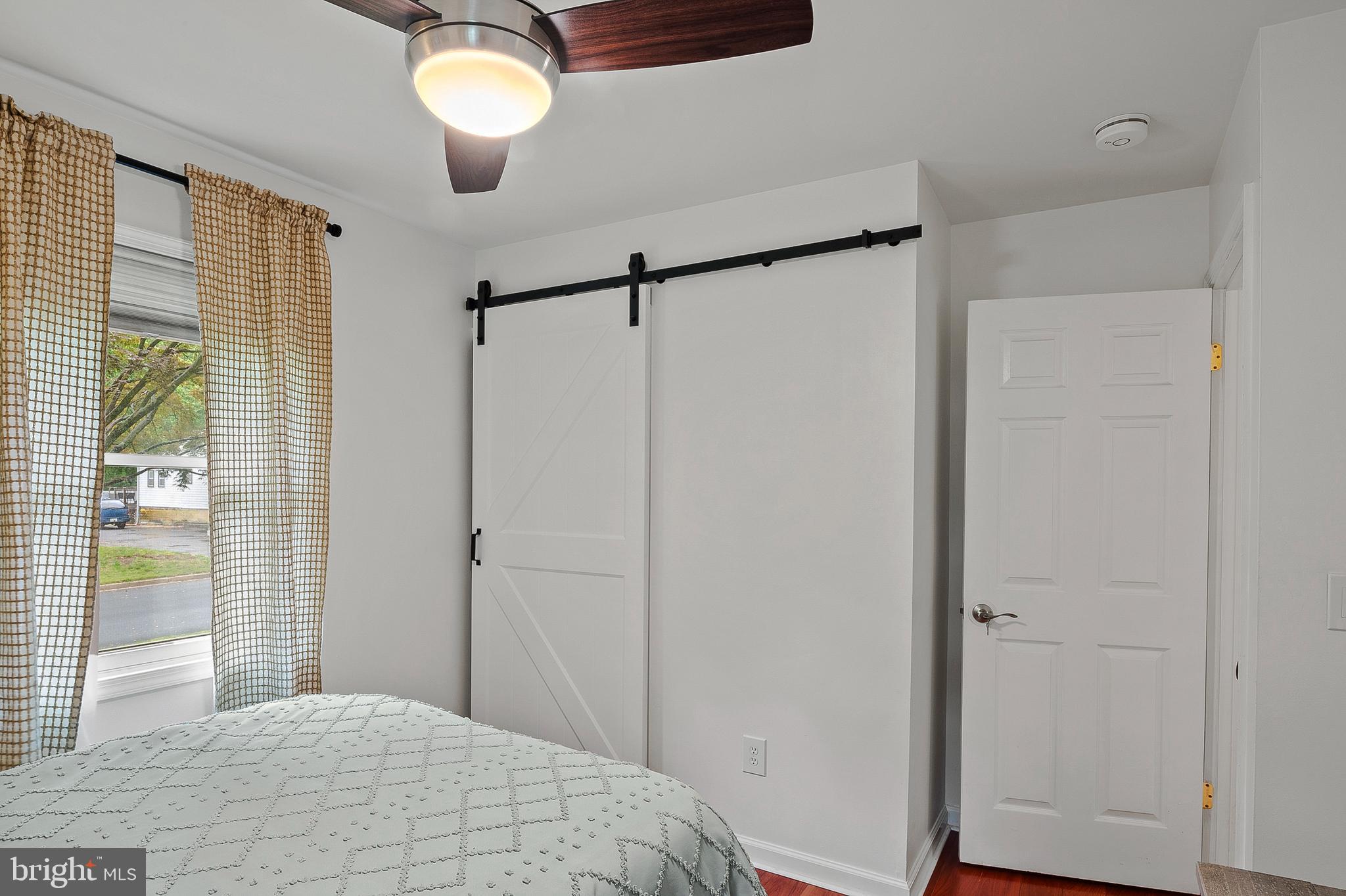 1531 Manor View Road Davidsonville, MD 21035 - Photo 25 of 41 Bedroom 3 (alt view)