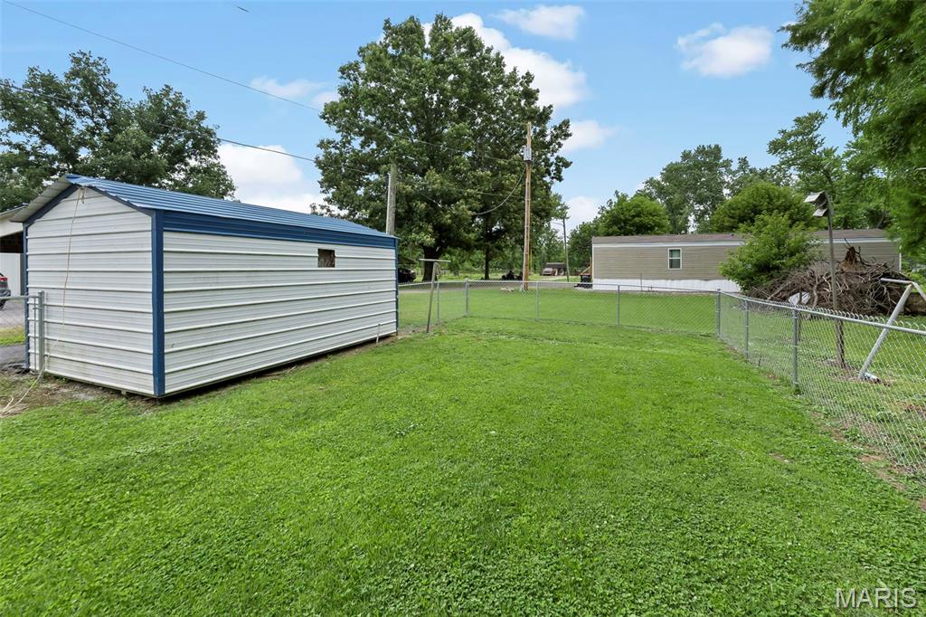 301 West State Street Chaffee, MO 63740 - Photo 6 of 19