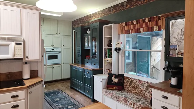 $335,000 | 63 Pre-Emption Road, Benton, NY 14415