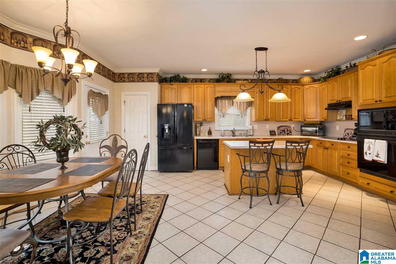 656 Camden Ridge Homewood, AL 35226 - Photo 12 of 34