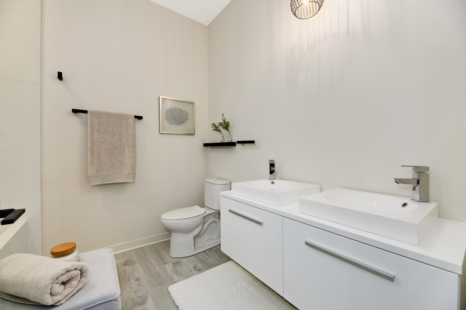 790 East Irving Park Road, Unit 3E Roselle, IL 60172 - Photo 12 of 18