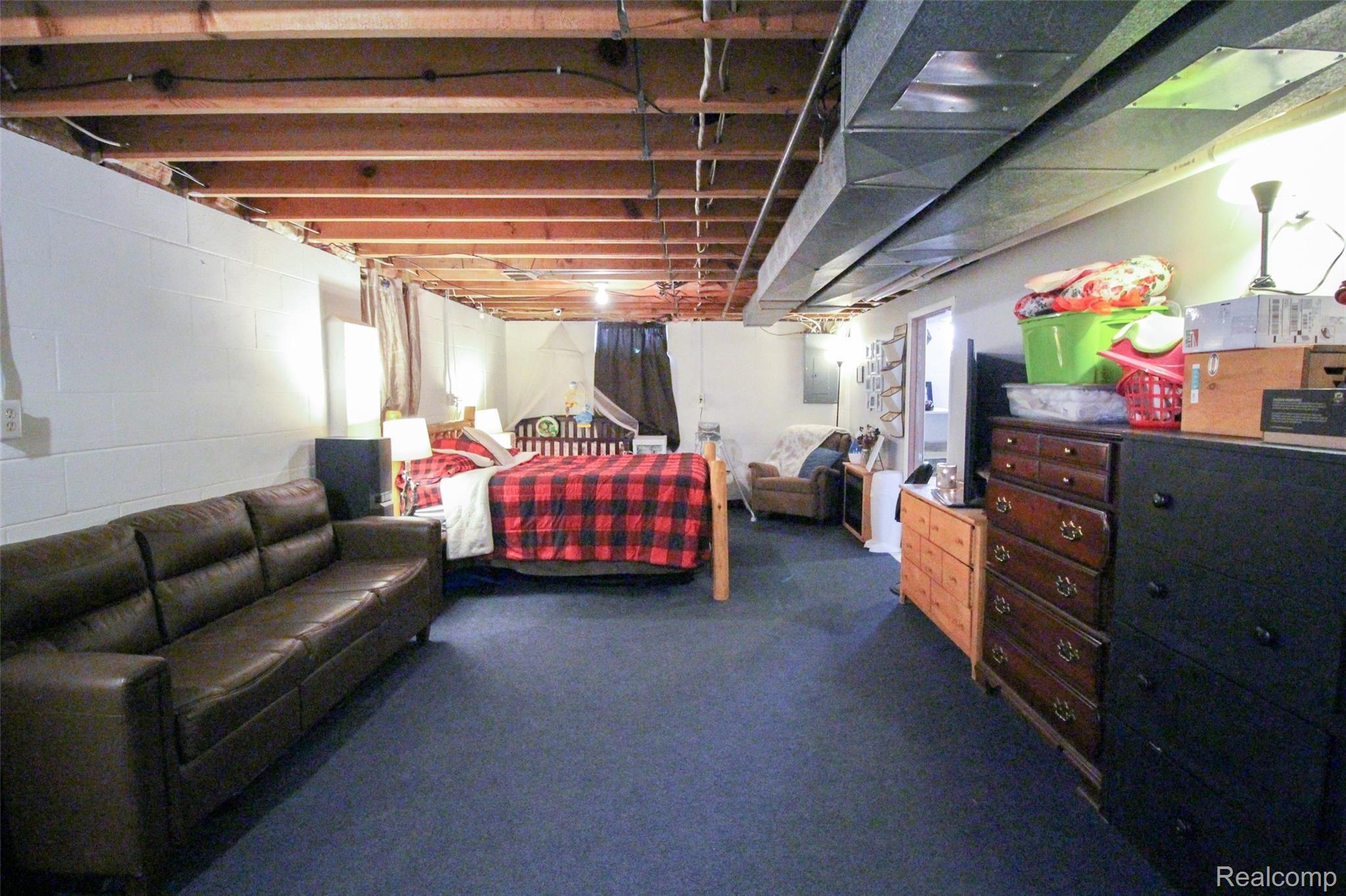 9292 Vienna Road Montrose, MI 48457 - Photo 21 of 33 21.JPG