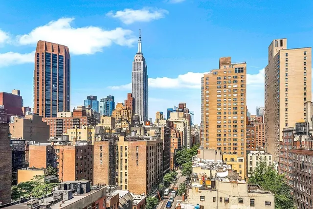 $1,200,000 | 201 East 36th Street, Unit 14C | Murray Hill