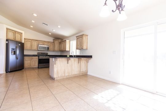 1021 Porter Street Ridgecrest, CA 93555 - Photo 13 of 29