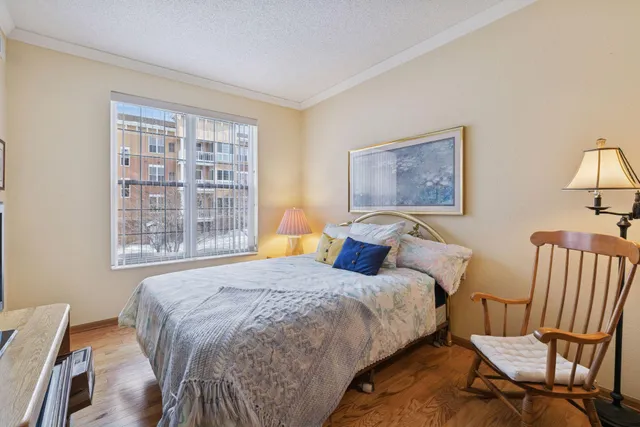 $365,000 | 600 Greenhaven Drive, Unit 110, Burnsville, MN 55306