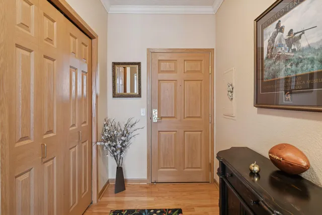 $365,000 | 600 Greenhaven Drive, Unit 110, Burnsville, MN 55306