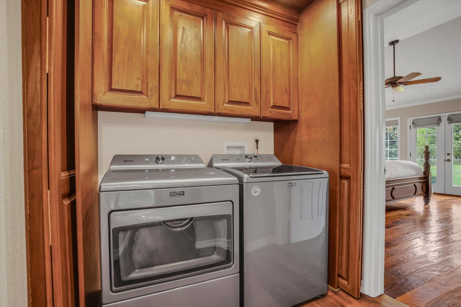 17230 Franscella Lane Ripon, CA 95366 - Photo 24 of 50 a utility room with dryer and washer