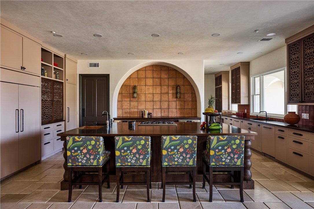 2019 Polo Court Riverside, CA 92506 - Photo 10 of 26 This custom designed kitchen is absolutely stunning.