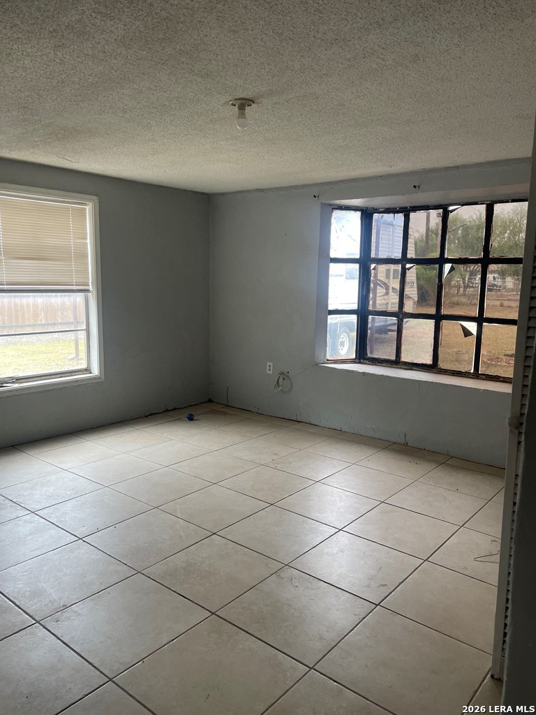 3222 Yucca Loop Eagle Pass, TX 78852 - Photo 6 of 17