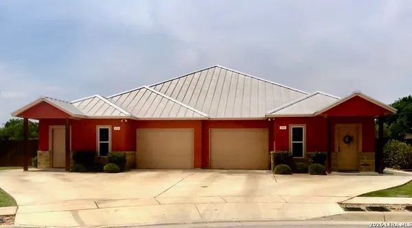 $1,695 | 1014 Tripp Lane, New Braunfels, TX 78130