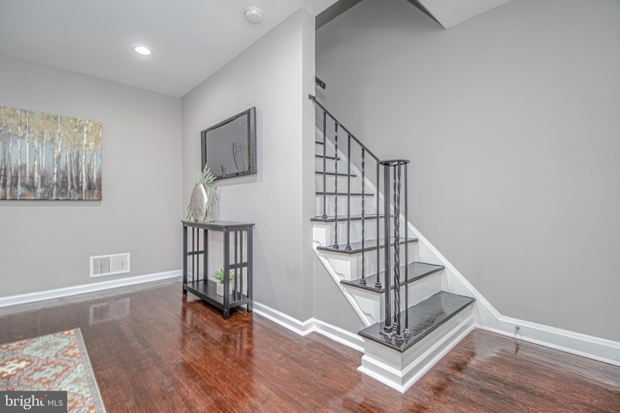 5433 Force Road Baltimore, MD 21206 - Photo 8 of 28
