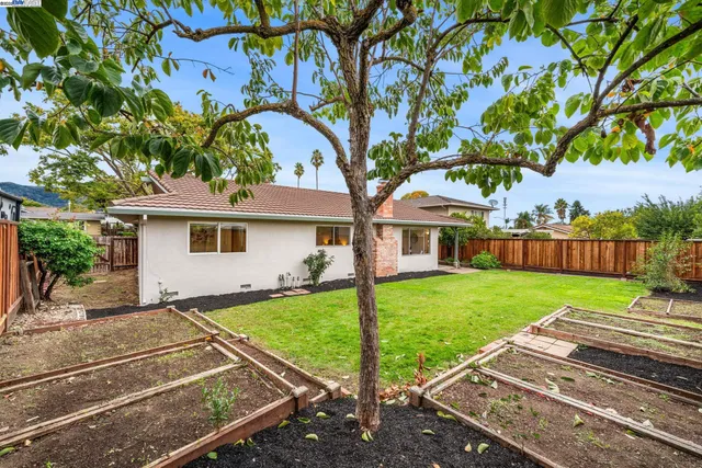 $1,299,000 | 5550 San Juan Way, Pleasanton, CA 94566