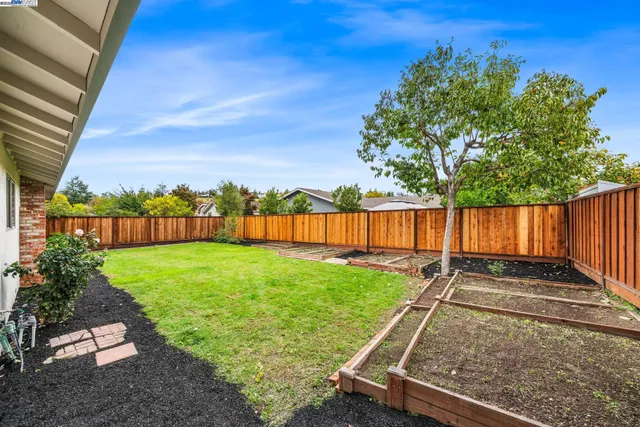 $1,299,000 | 5550 San Juan Way, Pleasanton, CA 94566