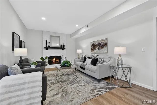 $495,000 | 1061 Summer Tree Drive, Ballwin, MO 63011