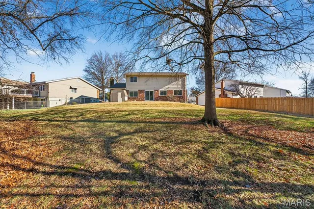 $495,000 | 1061 Summer Tree Drive, Ballwin, MO 63011
