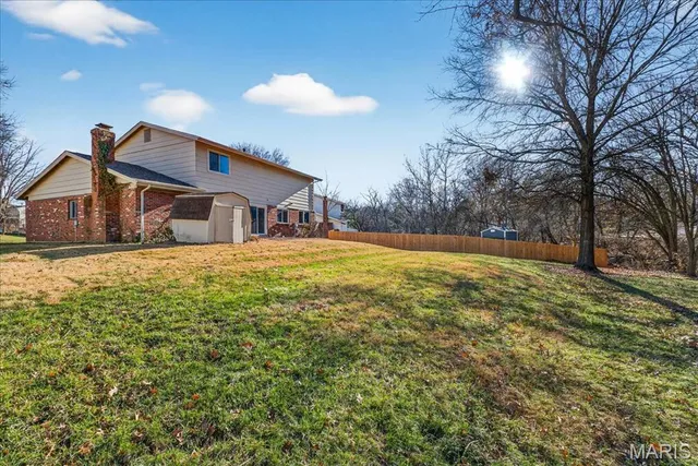 $495,000 | 1061 Summer Tree Drive, Ballwin, MO 63011