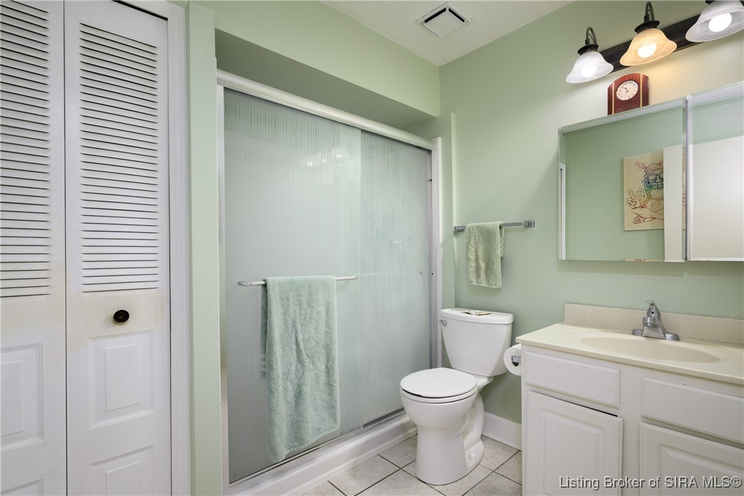 1409 Slate Run Road, Unit 11 New Albany, IN 47150 - Photo 18 of 21 Gallery Image 18