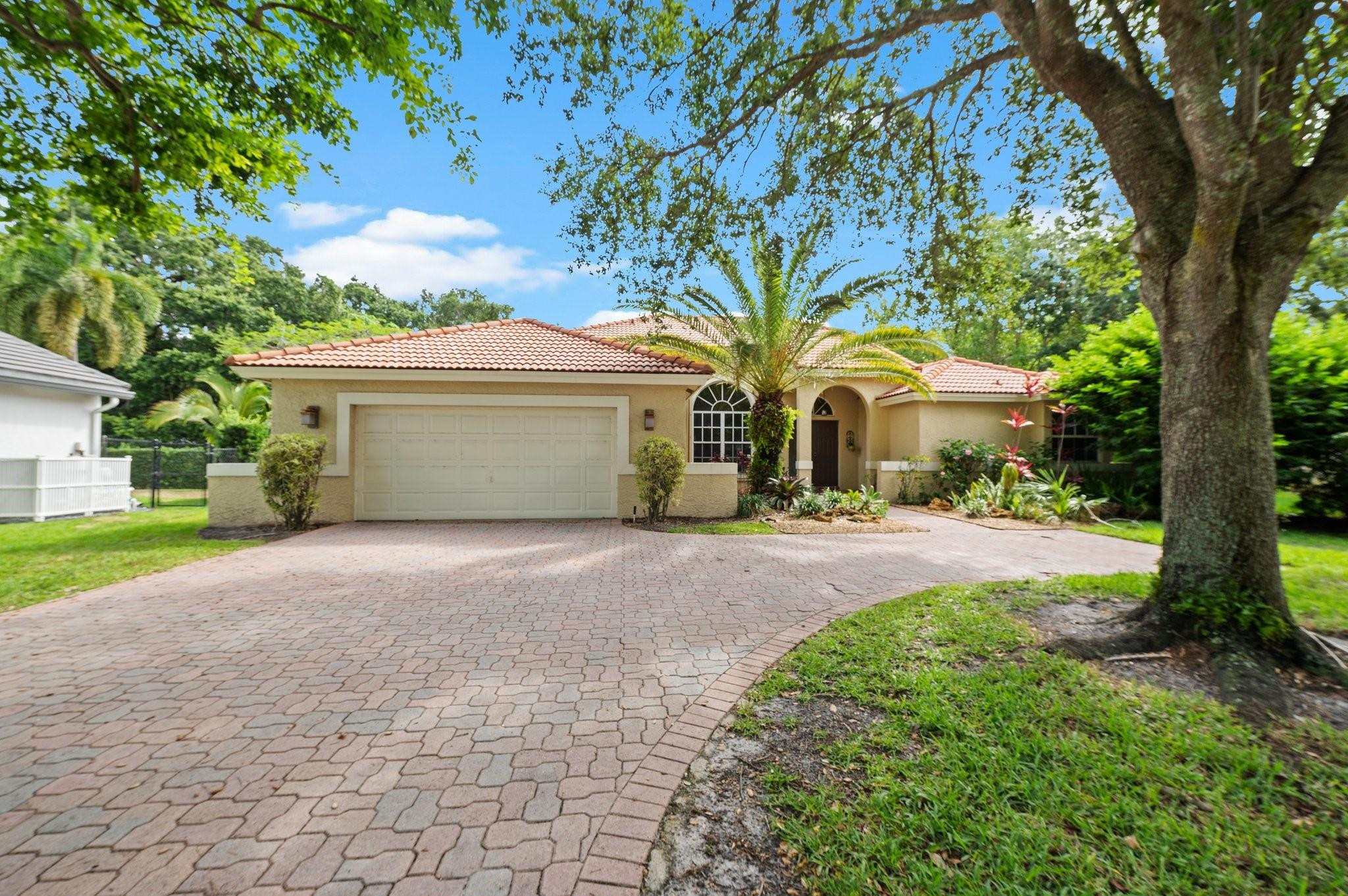 9715 Ridge Trace Davie, FL 33328 - Photo 1 of 48 Photo 1