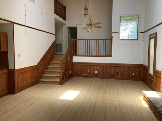 $2,750 | 554 Harbor Drive, Onalaska, TX 77360