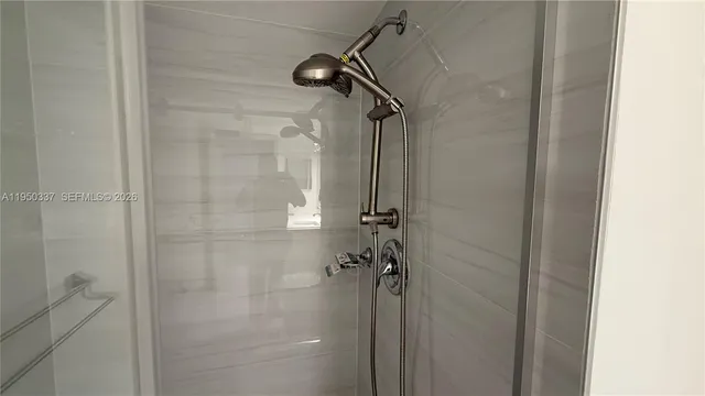 $174,900 | 370 Northwest 76th Avenue, Unit 204, Margate, FL 33063