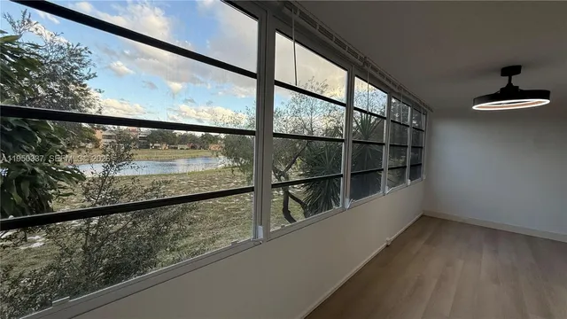 $174,900 | 370 Northwest 76th Avenue, Unit 204, Margate, FL 33063