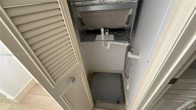 $174,900 | 370 Northwest 76th Avenue, Unit 204, Margate, FL 33063