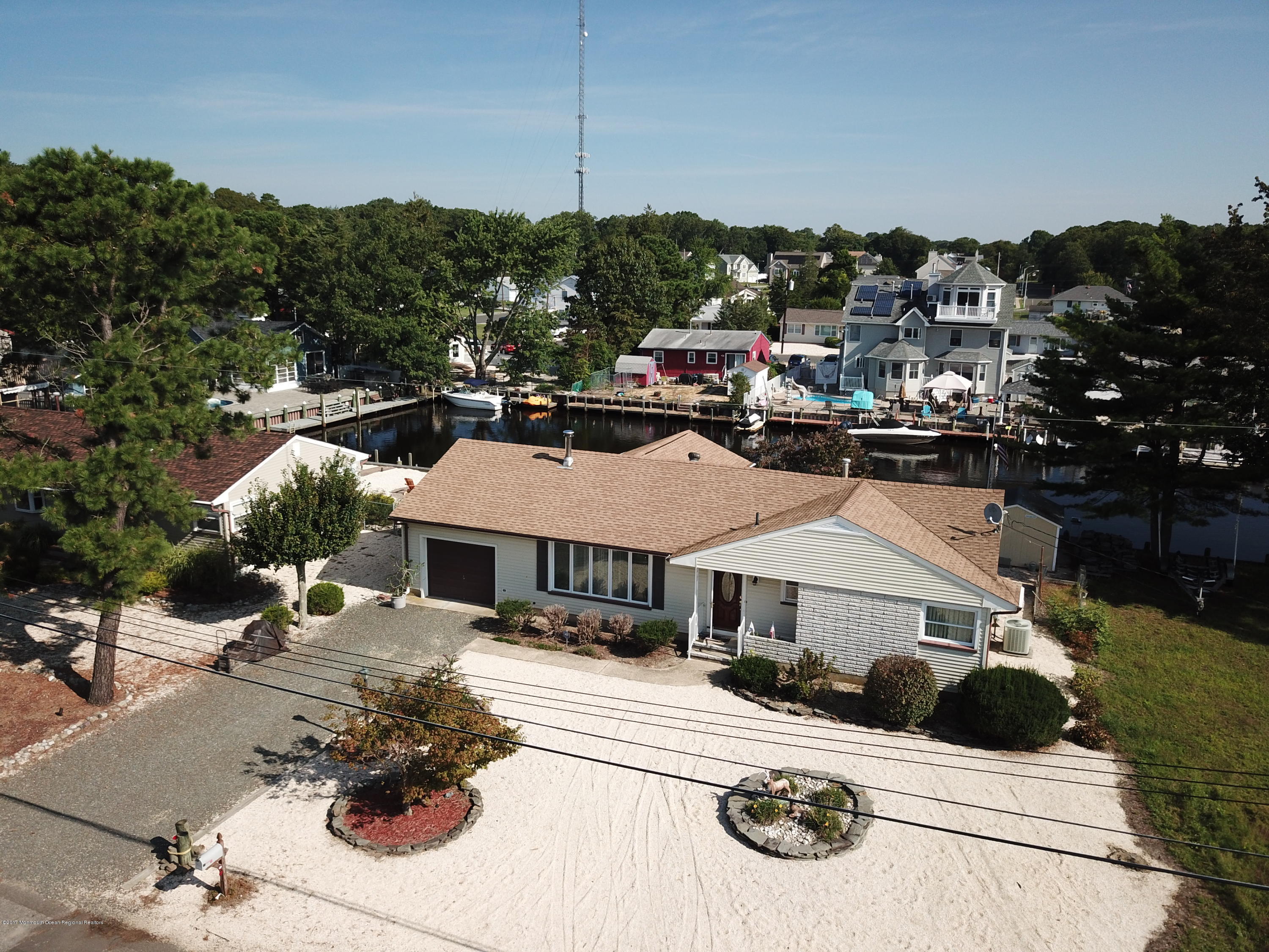 27 North Island Road Bayville, NJ 08721 - Photo 3 of 24 DJI_0103