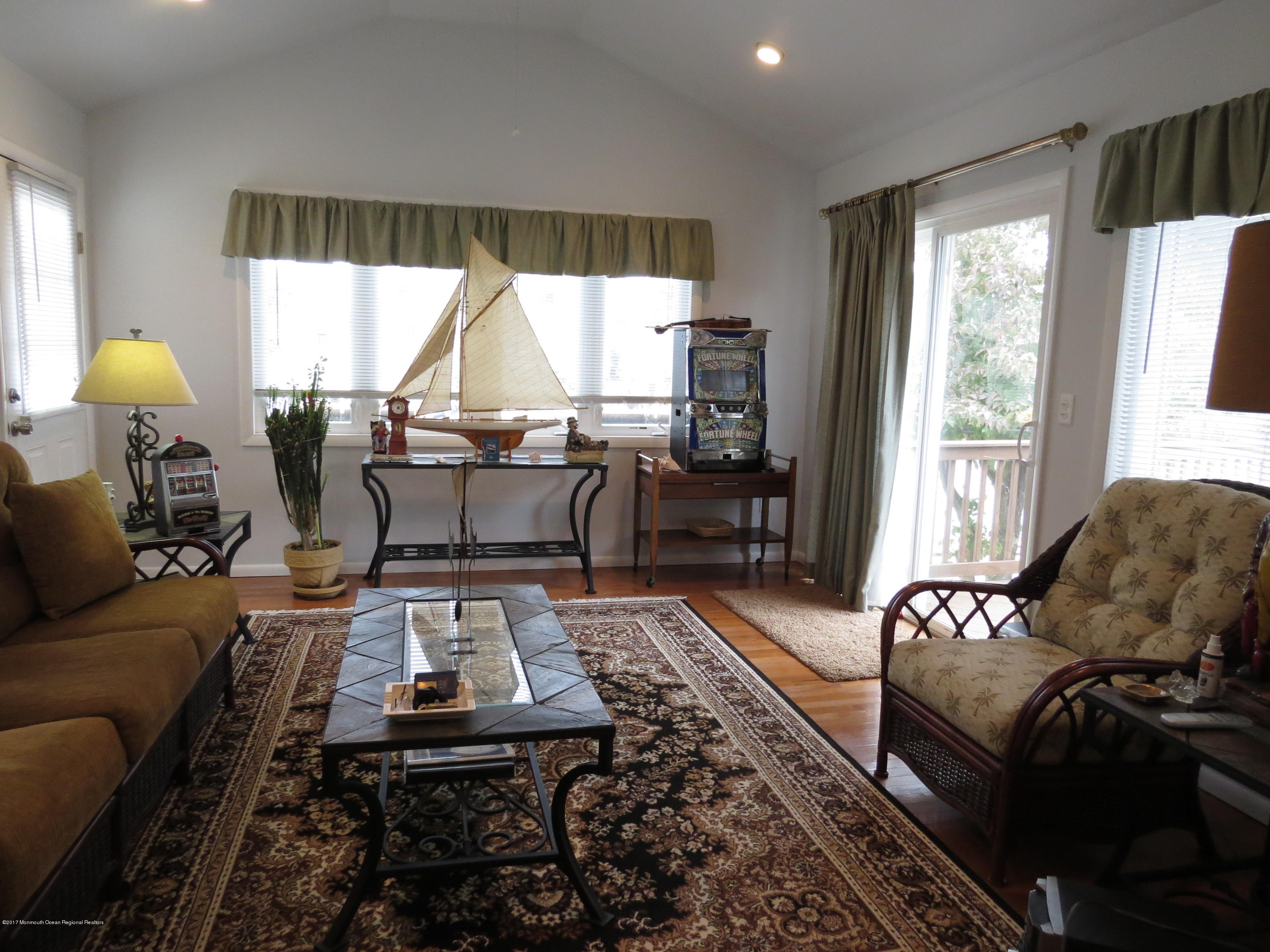 27 North Island Road Bayville, NJ 08721 - Photo 7 of 24 IMG_0472