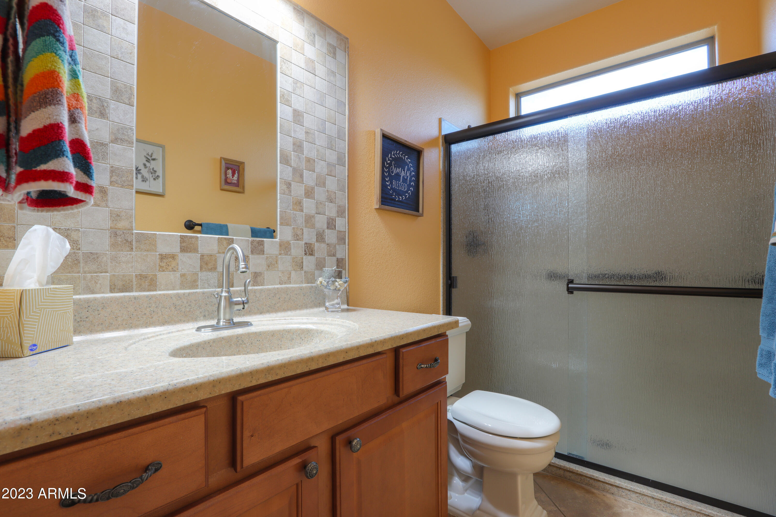 1832 East Sycamore Road Casa Grande, AZ 85122 - Photo 16 of 32 Guest Bathroom