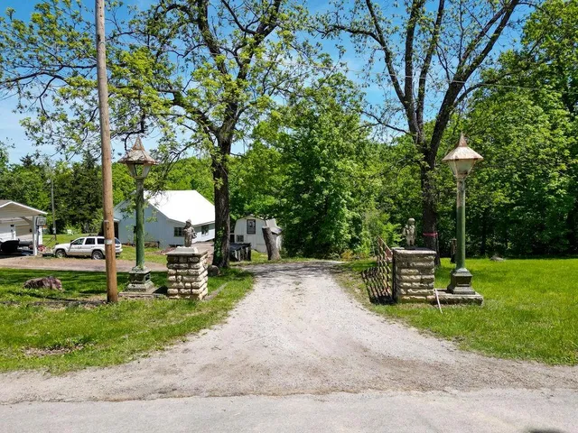 $899,000 | 10506 Cr Liv 229 Road, Chillicothe, MO 64601