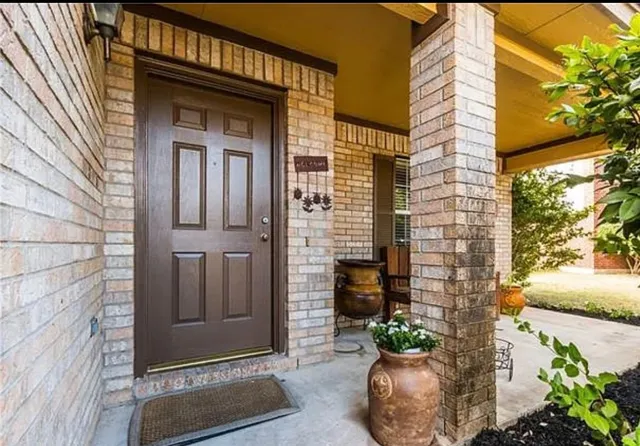 $2,175 | 104 Golden Gate Drive, Leander, TX 78641