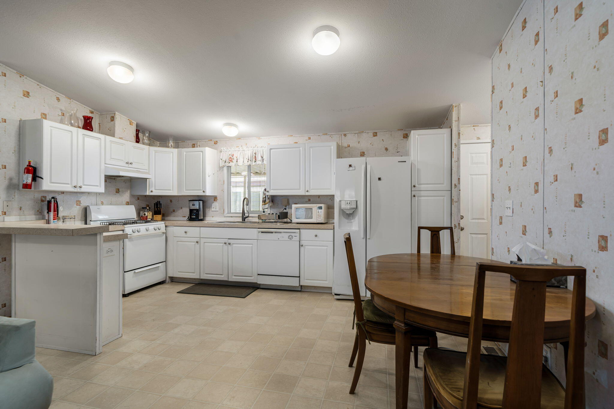 51555 Monroe Street, Unit 44 Indio, CA 92201 - Photo 8 of 17 17-web-or-mls-DFMonroe_OPMG_1025_017