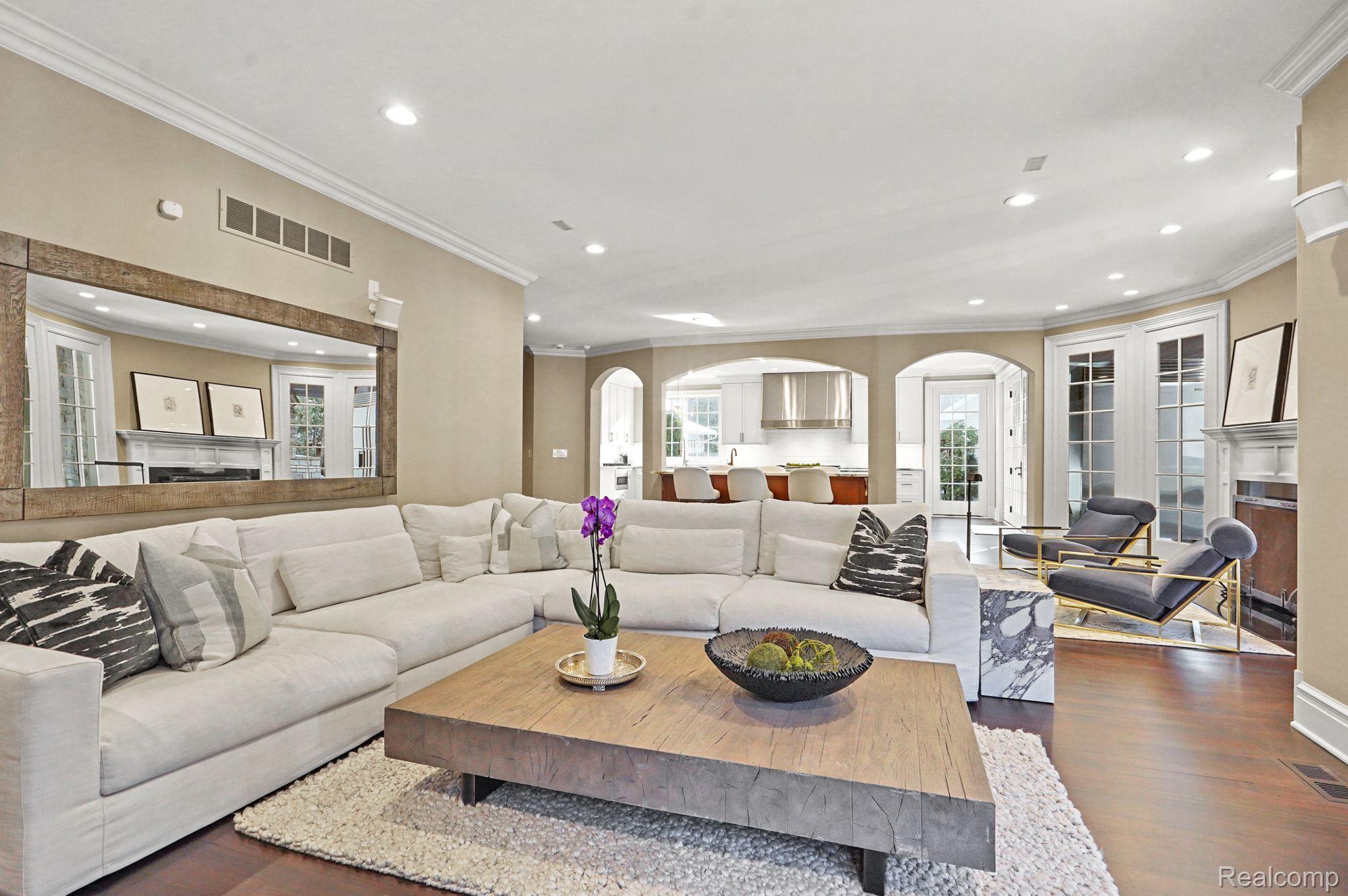 270 Aspen Road Birmingham, MI 48009 - Photo 14 of 57 Gallery Image 14