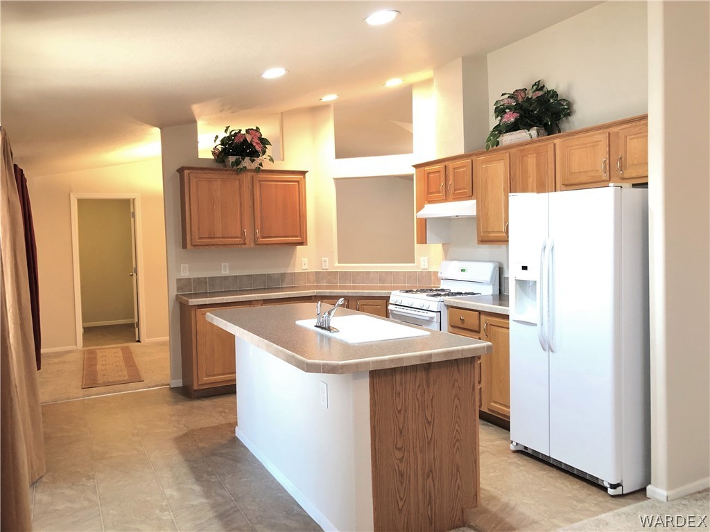 1741 Talc Road Bullhead City, AZ 86442 - Photo 14 of 34 Gallery Image 14