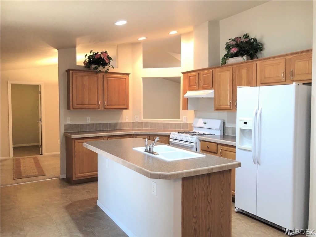 1741 Talc Road Bullhead City, AZ 86442 - Photo 8 of 34 Gallery Image 8