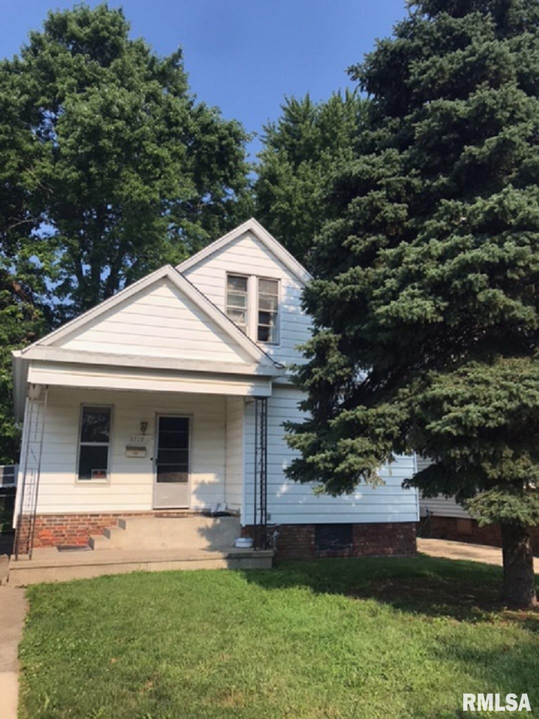 1117 North Walnut Street Springfield, IL 62702 - Photo 1 of 9