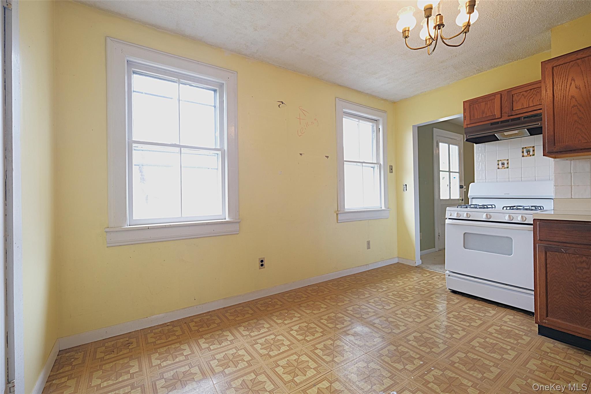 68 Bushwick Road Poughkeepsie, NY 12603 - Photo 17 of 32