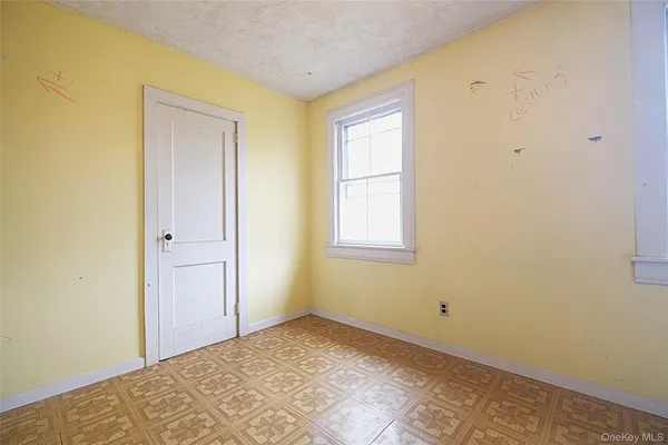 $199,900 | 68 Bushwick Road, Poughkeepsie, NY 12603
