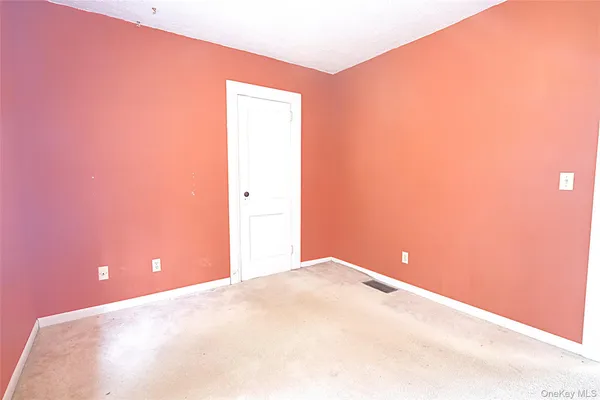 $199,900 | 68 Bushwick Road, Poughkeepsie, NY 12603