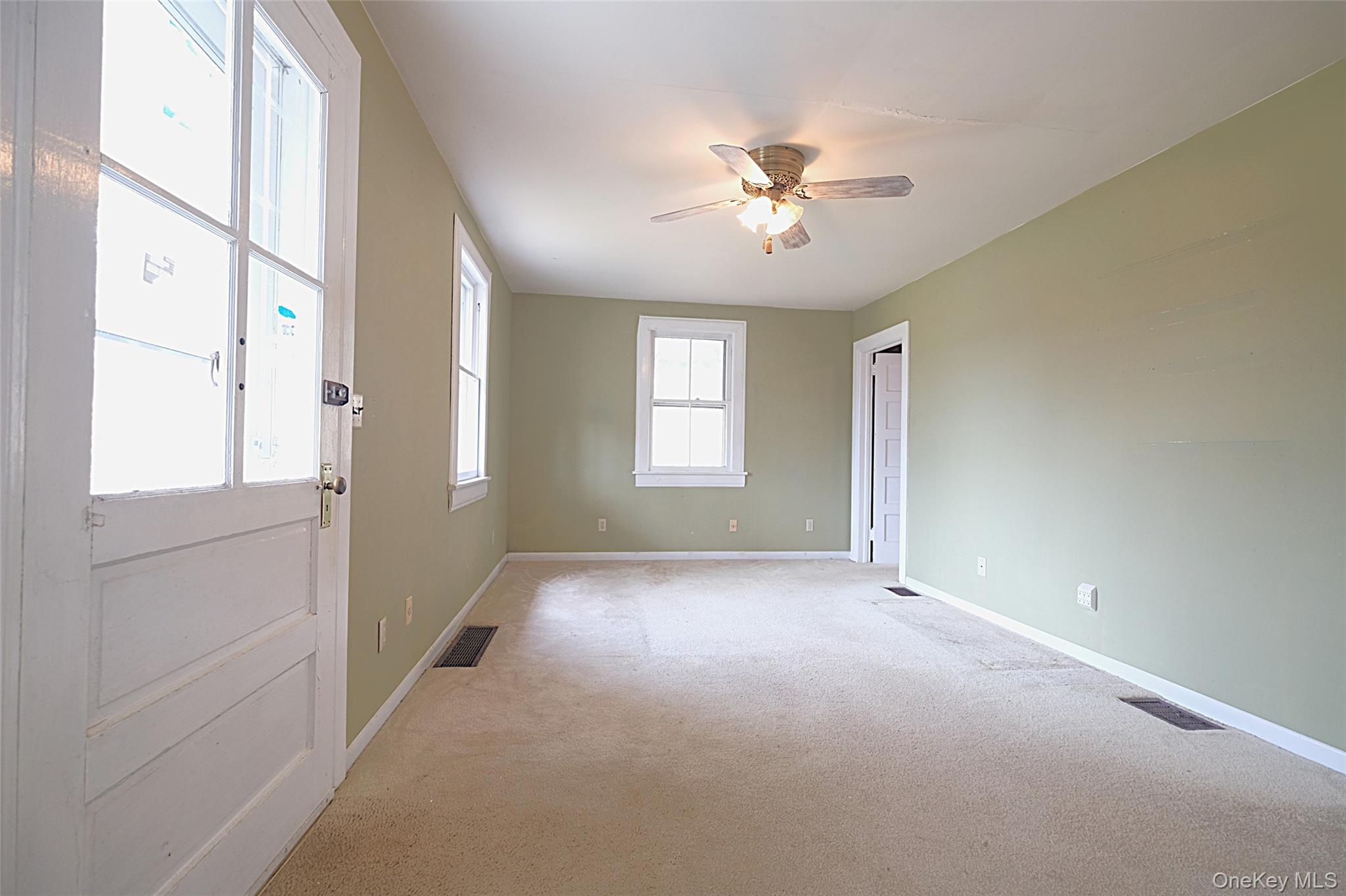 68 Bushwick Road Poughkeepsie, NY 12603 - Photo 9 of 32