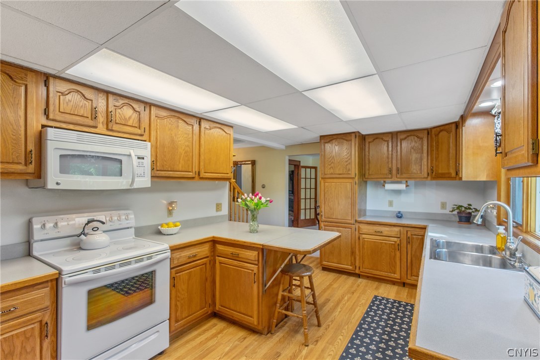 6176 Lakeshore Road Cicero, NY 13039 - Photo 18 of 50
