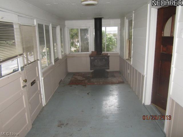 689 Garry Road Akron, OH 44305 - Photo 4 of 10