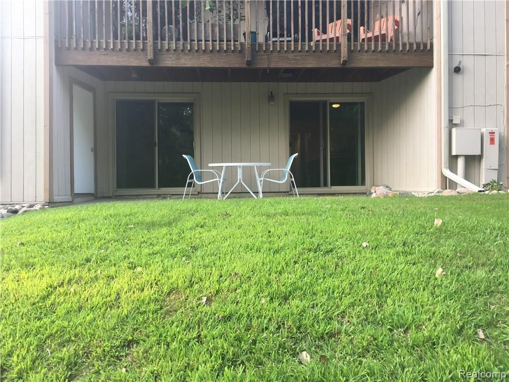 1687 Riverside Drive, Unit U14 Rochester Hills, MI 48309 - Photo 36 of 50