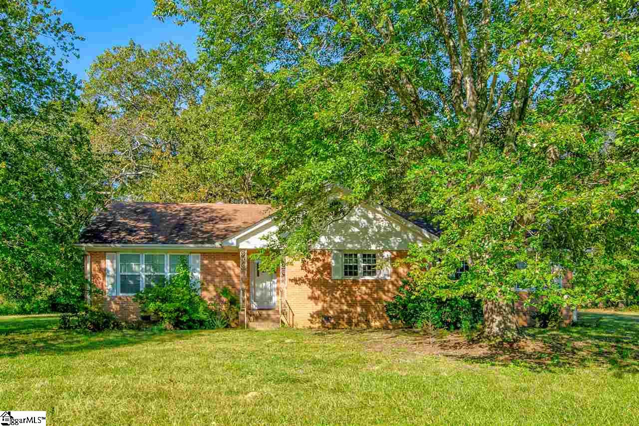131 Abercrombie Road Gray Court, SC 29645 - Photo 1 of 36