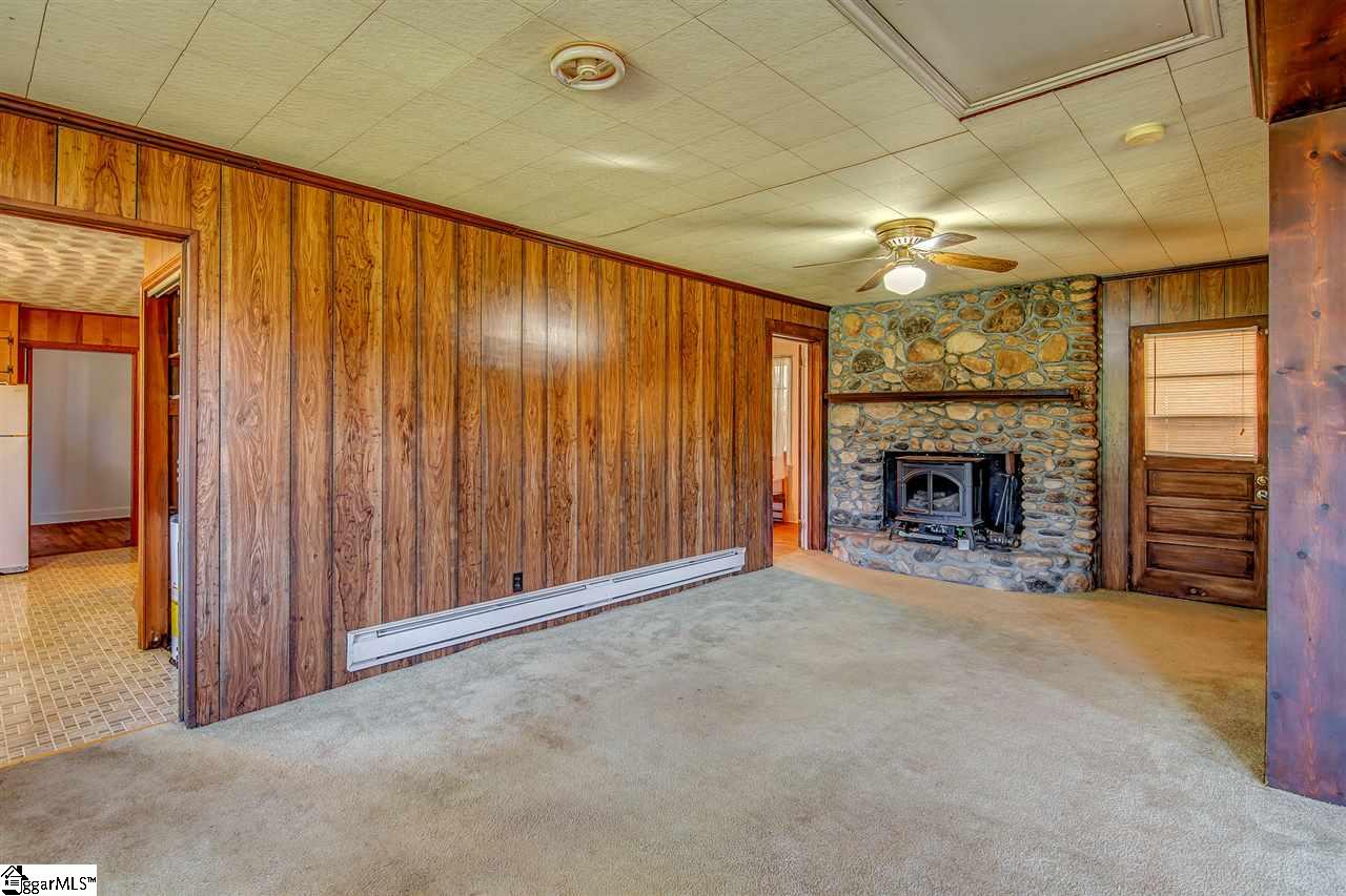 131 Abercrombie Road Gray Court, SC 29645 - Photo 4 of 36