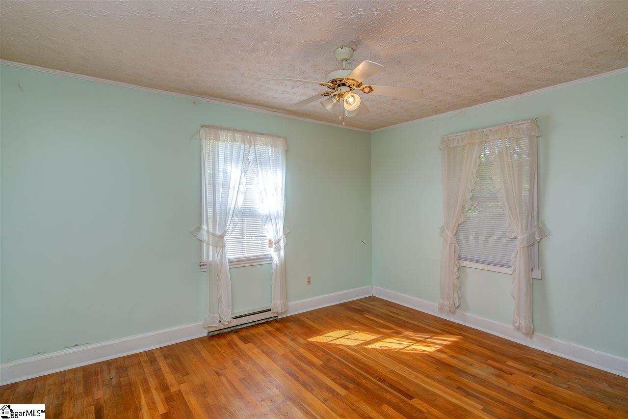 131 Abercrombie Road Gray Court, SC 29645 - Photo 34 of 36