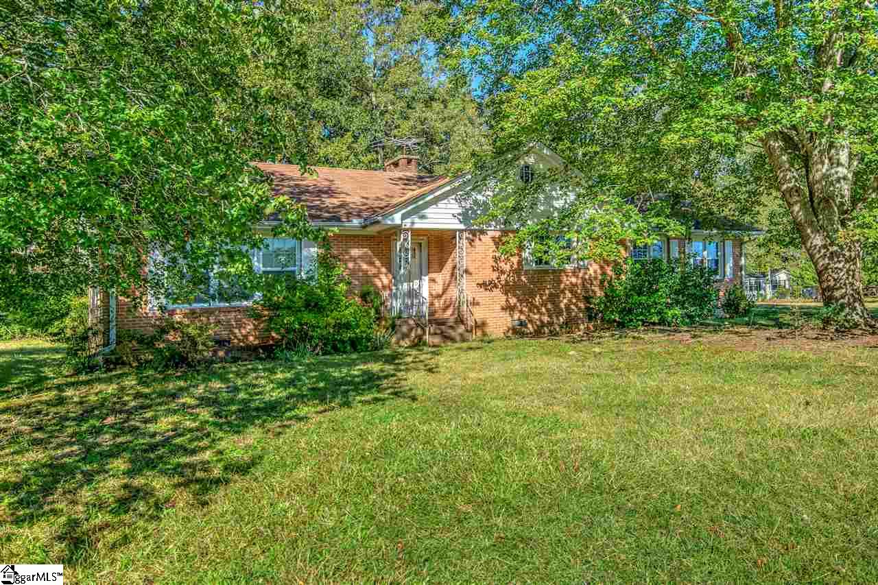 131 Abercrombie Road Gray Court, SC 29645 - Photo 10 of 36