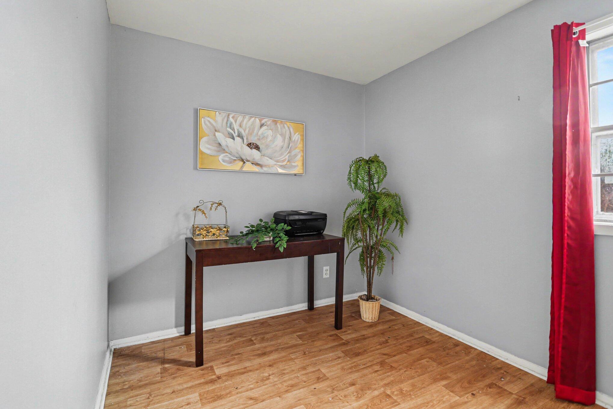 502 Garrison Road Battle Creek, MI 49017 - Photo 3 of 16 003_file_4944